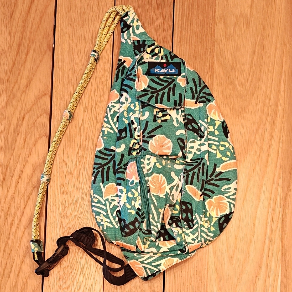 Kavu Tropical Green Sling Bag